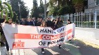 Forte protestation devant l’Ambassade de Pologne contre les persécutions anticommunistes
