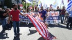 Une démonstration militante massive à l’ambassade des Etats-Unis  contre l’accord pour l’extension des bases de l’OTAN
